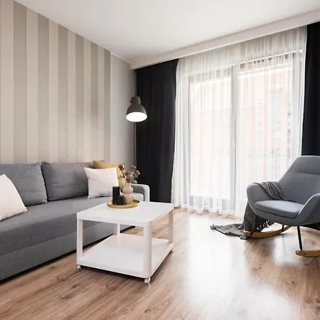 Flatbook - Center Motlawa Apartmán *