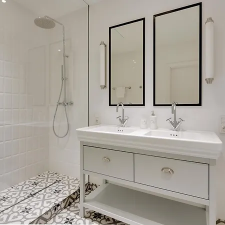 Flatbook - Center Motlawa *