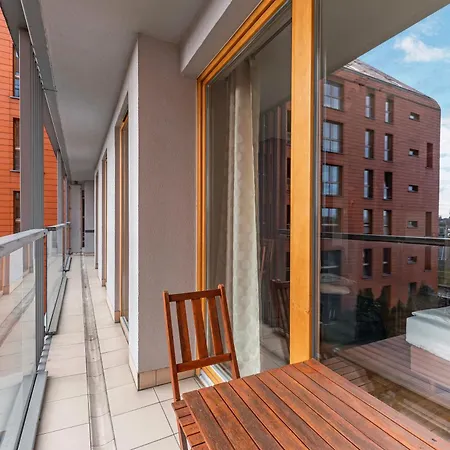 Flatbook - Center Motlawa Apartment Gdansk