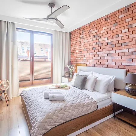 Flatbook - Center Motlawa *